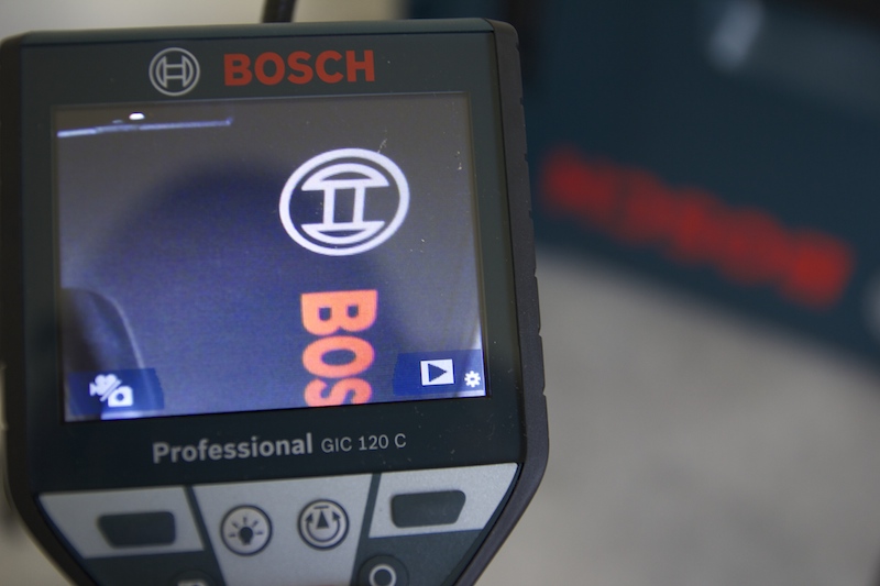 l'écran de la caméra d'inspection GIC 120C caméra Bosch GIC 120C