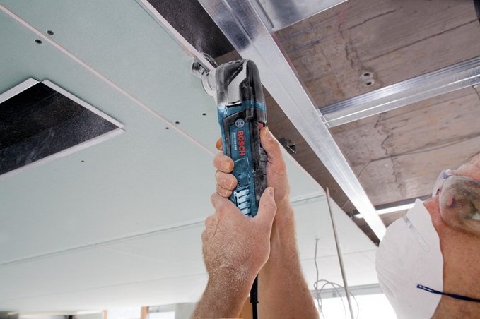 outil Multifonction Bosch pro GOP 18V découpeur ponceur Bosch GOP 18V-EC