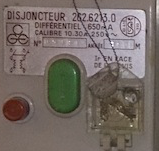 vieux disjoncteur de branchement 650mA