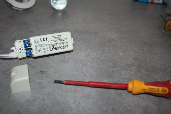 connexion-transformateur-12V-spot-secteur-1