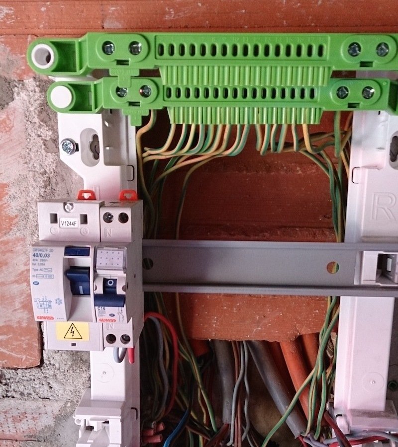 10-connexion-disjonccteur-tableau-electrique