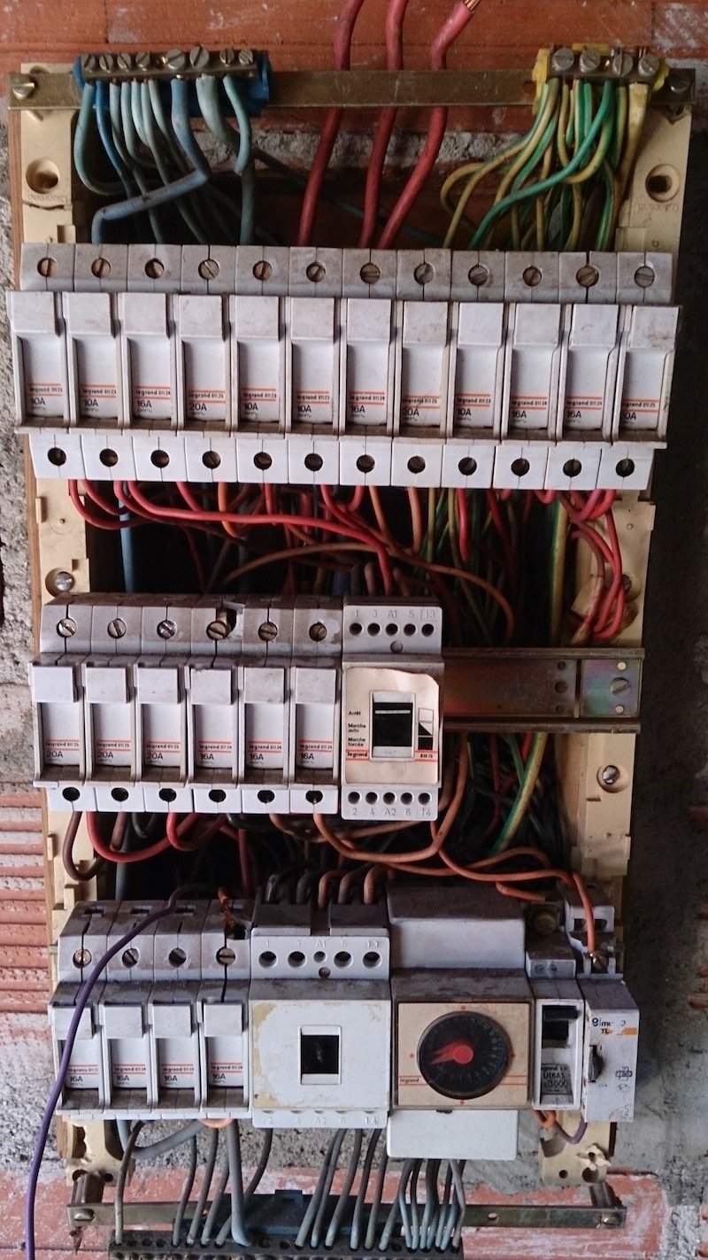 3-deconnexion-alimentation-tableau-electrique