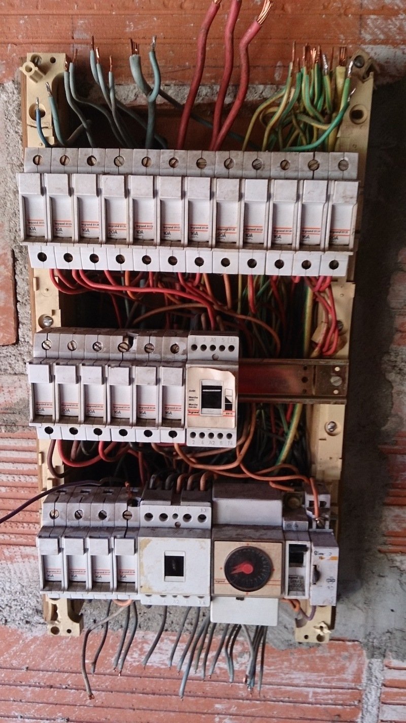4-deconnexion-neutre-commun-tableau-electrique