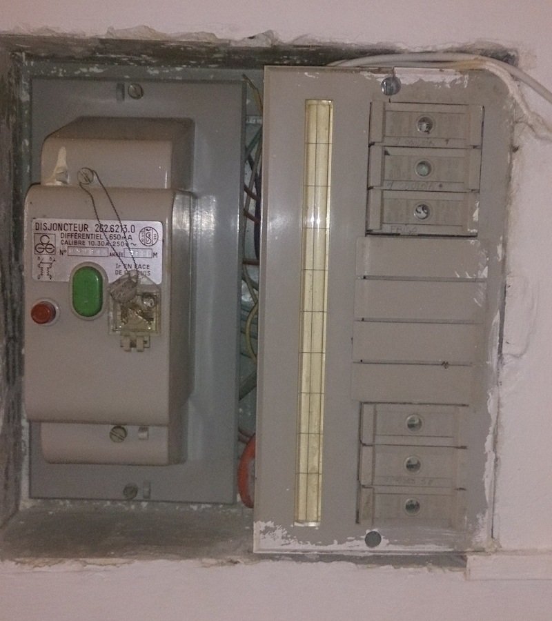 4-tableau-electrique-fusible-appartement-mise-en-conformite (1)