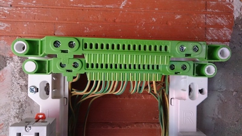 9-connexion-barrette-terre-tableau-electrique