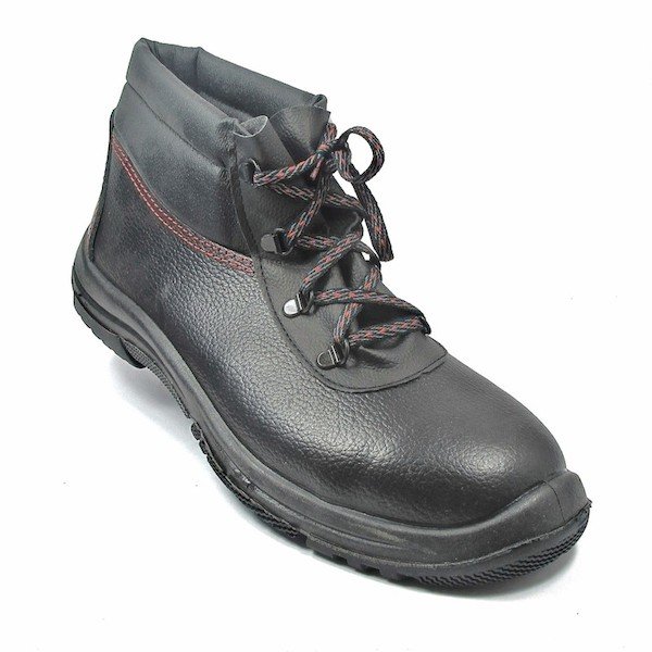 Chaussures-de-securite-chantier-electricite