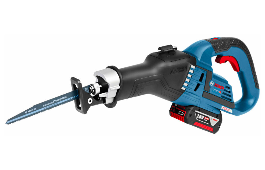 Scie sabre Bosch sans fil GSA 18V-32: Du sérieux pour vos découpes