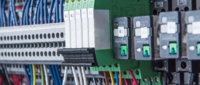 Tableautier: zoom sur le métier de câbleur électricien