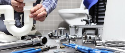 Électricité et plomberie à Toulouse : pourquoi faire appel à des pros complémentaires ?