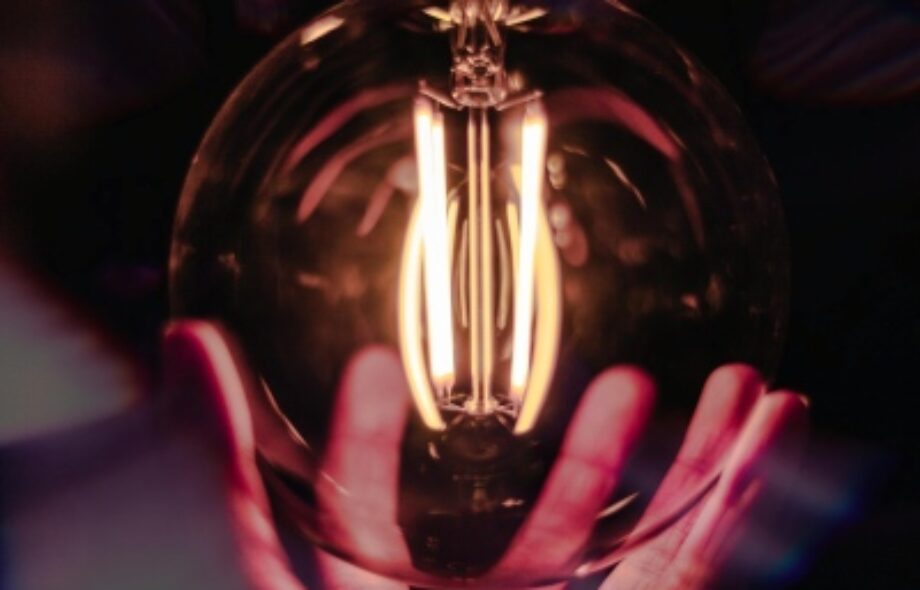 Électriciens : comment une boutique en ligne peut-elle booster votre activité ?