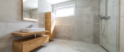 Salle de bain : 5 erreurs électriques à ne surtout pas commettre en rénovation