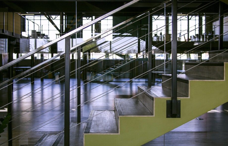 Quelles fermetures électriques privilégier pour la rénovation de vos locaux ?