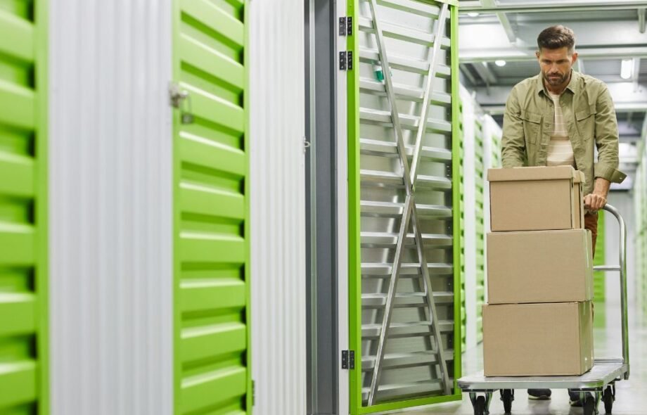 Box de stockage à Paris : louez votre garde-meuble en 5 minutes