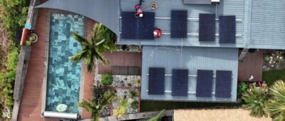 Installer des panneaux solaires à La Réunion : spécificités, coûts et économies