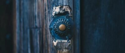 Comment brancher une sonnette (carillon filaire) ?